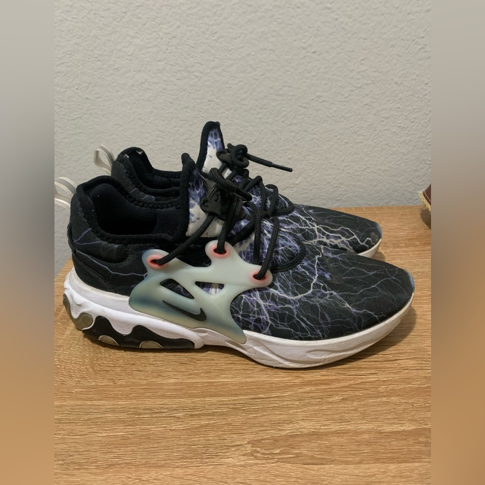Trouble at Home Nike Preso